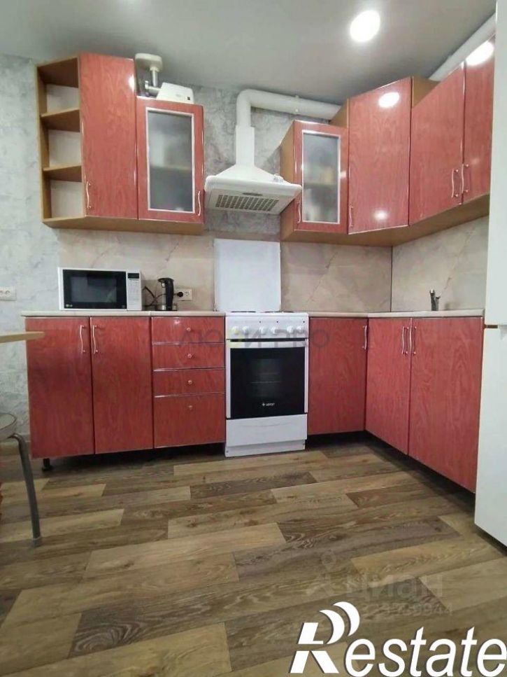 3-комн квартира улица Дмитрия Купцова, 2,  д. 2