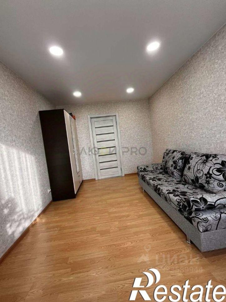 3-комн квартира улица Дмитрия Купцова, 2,  д. 2