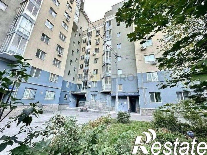 3-комн квартира улица Запотоцкого, 10,  д. 10
