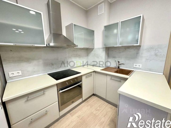 3-комн квартира улица Запотоцкого, 10,  д. 10