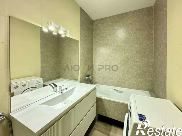 3-комн квартира улица Запотоцкого, 10,  д. 10