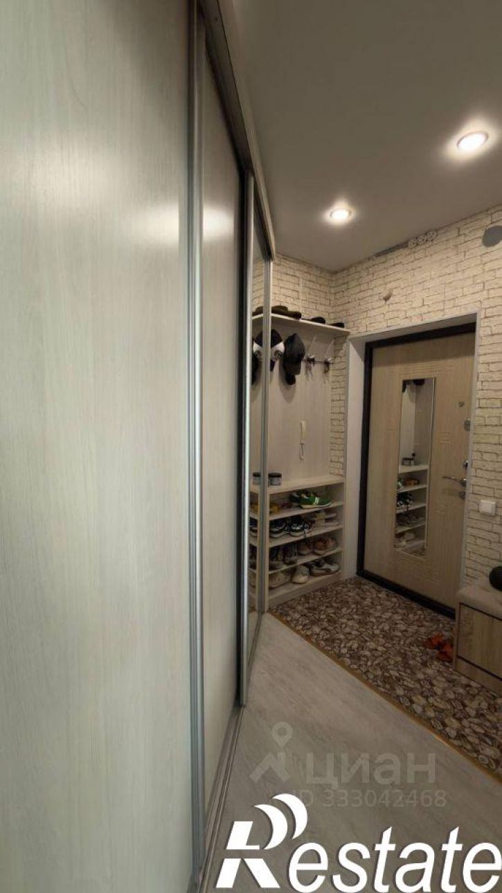 2-комн квартира улица Менделеева, 104,  д. 104