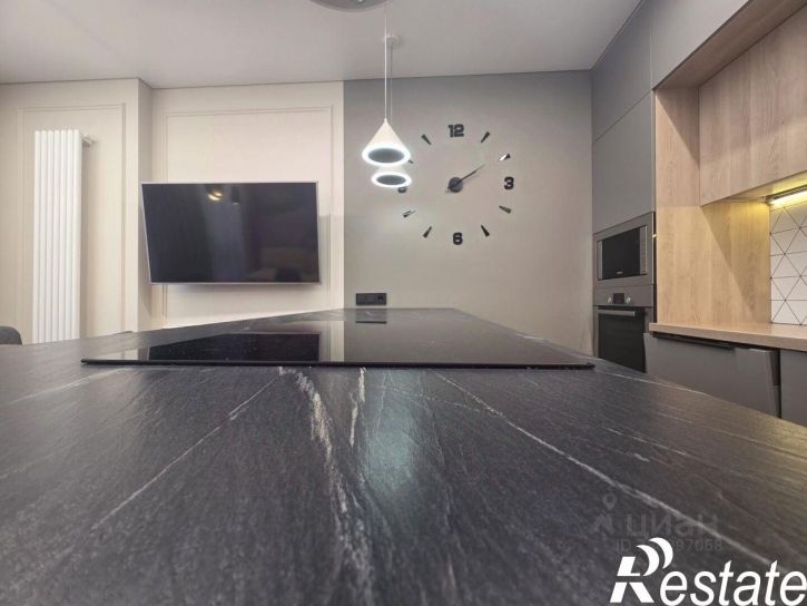3-комн квартира улица Пархоменко, 156Б,  д. 156Б