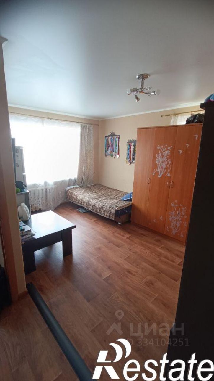 1-комн квартира Революционная улица, 52,  д. 52