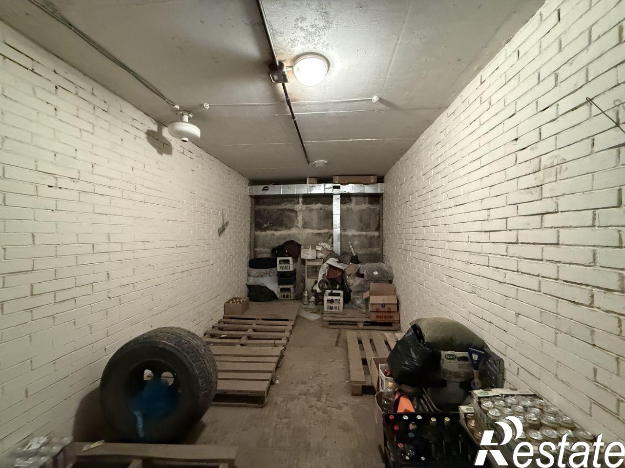 Купить гараж, место в паркинге за 1 075 010 рублей на улица Пушкина, 109