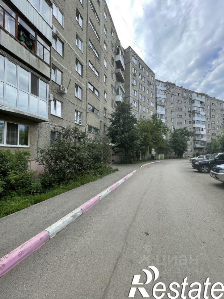 2-комн квартира улица Маршала Жукова, 11В,  д. 11В