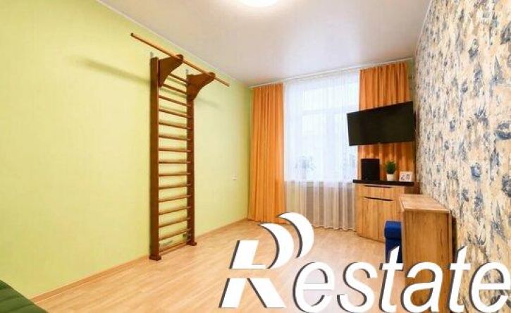 3-комн квартира улица Шумавцова, 11,  д. 11