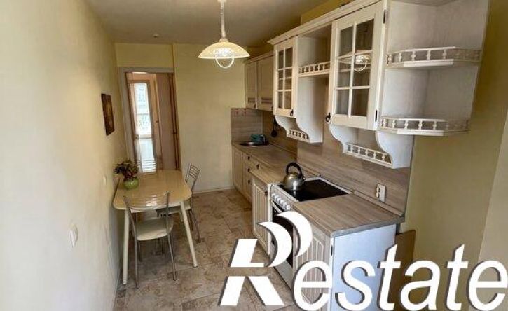 2-комн квартира улица Евгения Столярова, 4Б,  д. 4Б