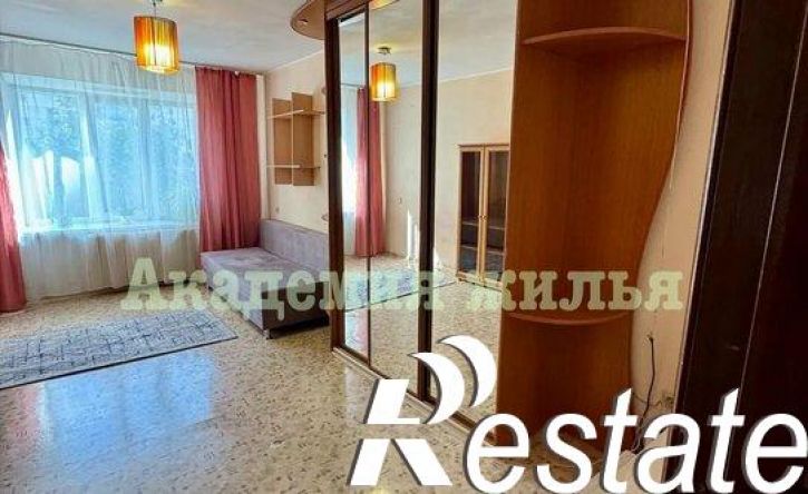 2-комн квартира улица Адмирала Макарова, 26/1,  д. 26/1