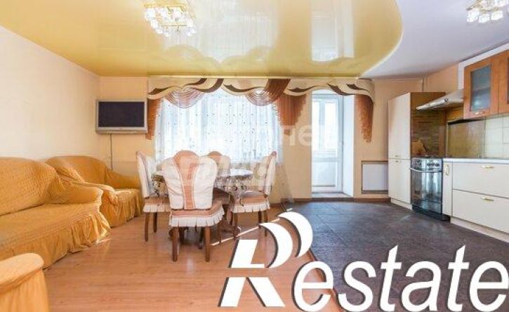 3-комн квартира улица Софьи Перовской, 11,  д. 11