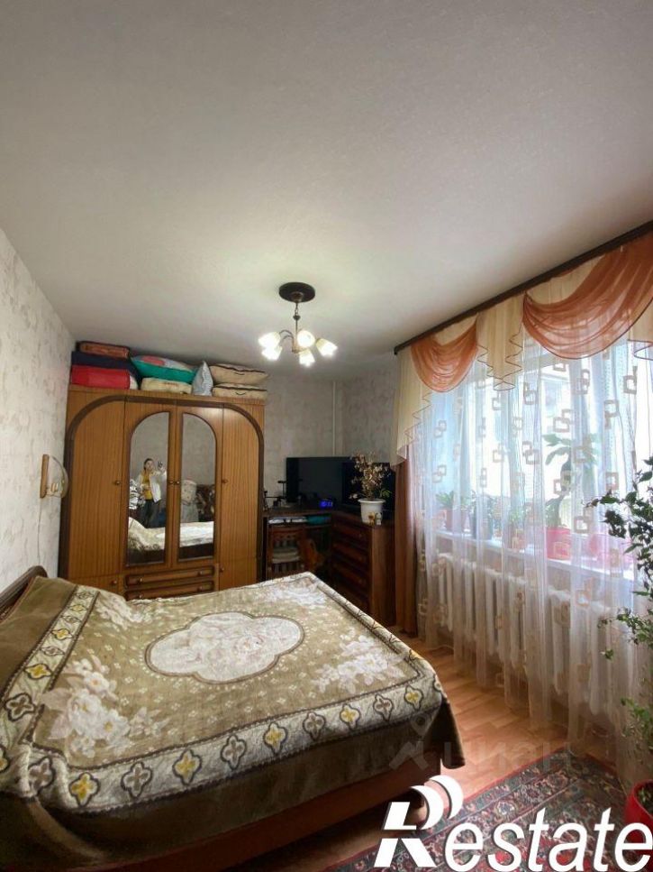 2-комн квартира улица Бехтерева, 10/1,  д. 10/1