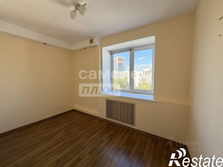 3-комн квартира улица Бессонова, 29/1,  д. 29/1