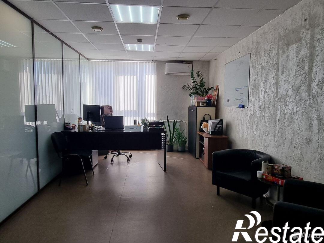 Сдать офис, помещение под офис за 368 760 рублей на улица Кирова, 52