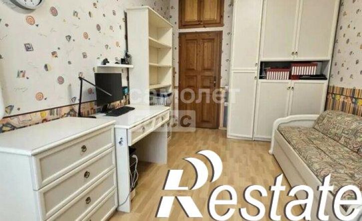 3-комн квартира проспект Октября, 9,  д. 9