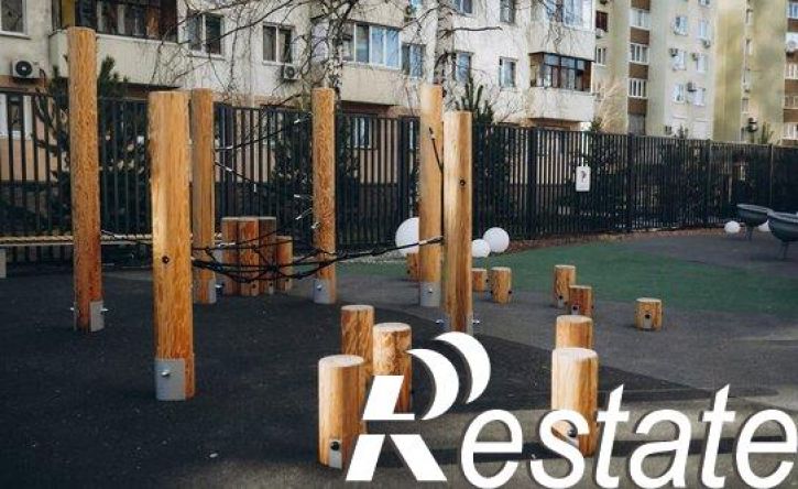 3-комн квартира улица Братьев Кадомцевых, 17,  д. 17