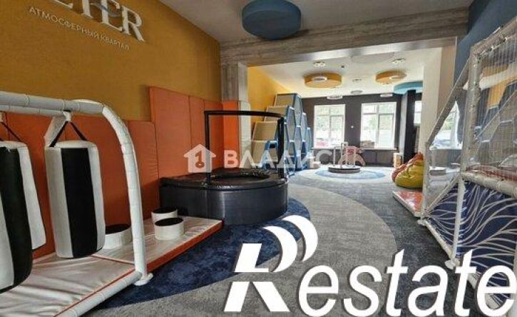 3-комн квартира улица Лётчиков, 2/10,  д. 2/10