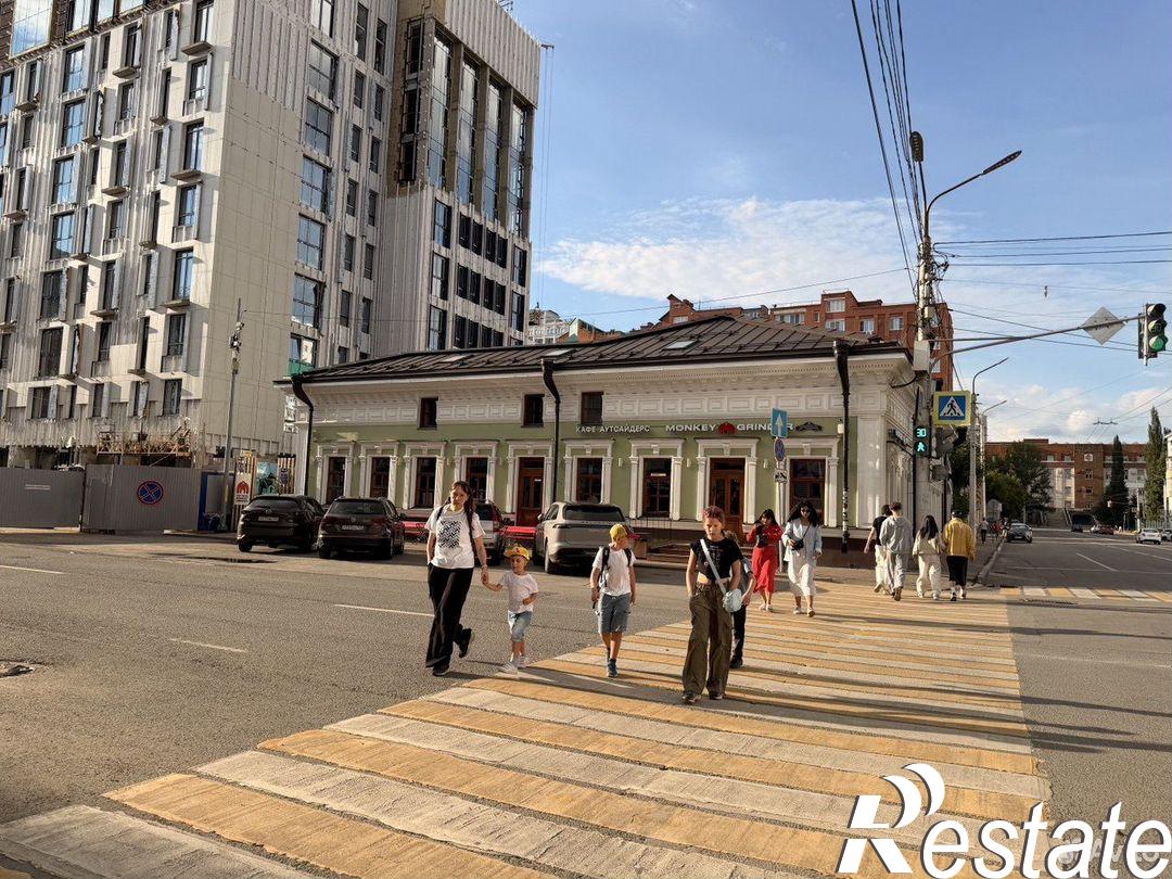 Сдать торговое помещение за 125 000 рублей на улица Карла Маркса, 41