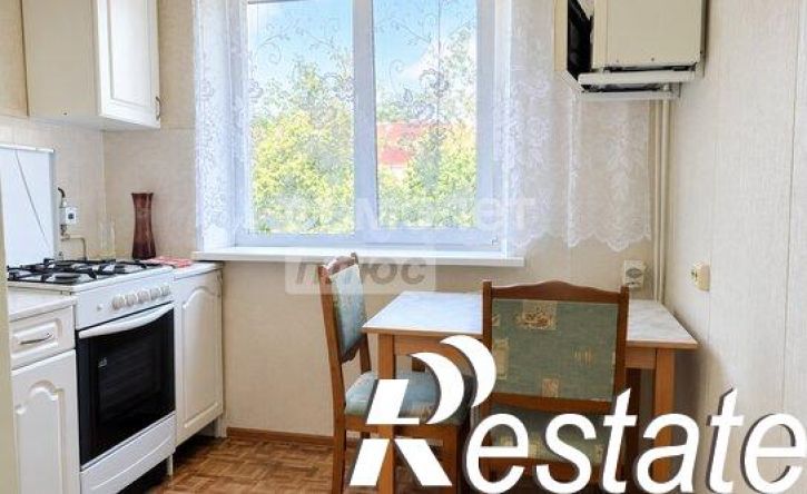 3-комн квартира Революционная улица, 82,  д. 82