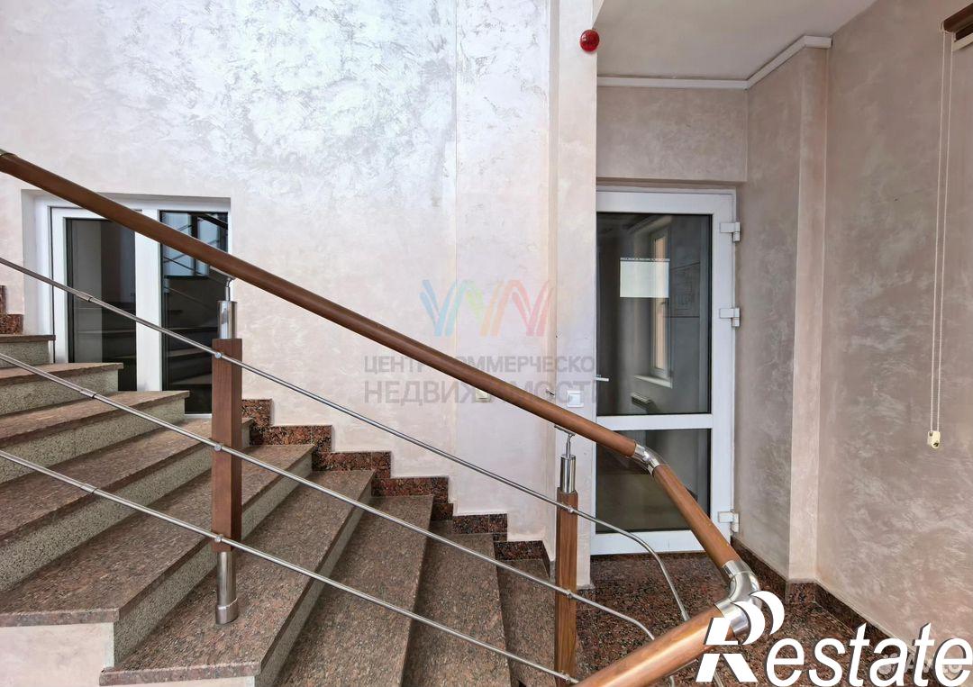 Купить офис, помещение под офис за 72 000 000 рублей на проспект Октября, 87/5