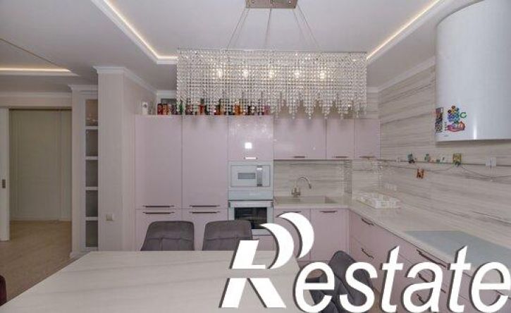 3-комн квартира улица Мира, 8,  д. 8