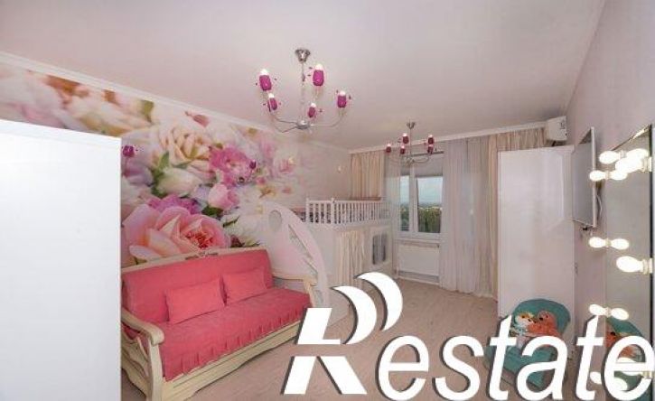 3-комн квартира улица Мира, 8,  д. 8