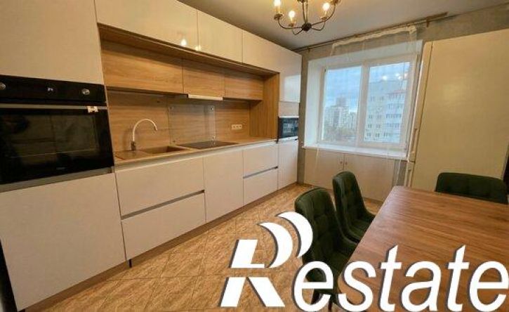 2-комн квартира Российская улица, 31,  д. 31
