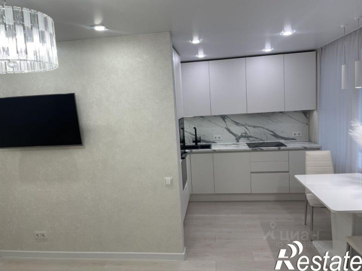 3-комн квартира улица Цюрупы, 84,  д. 84