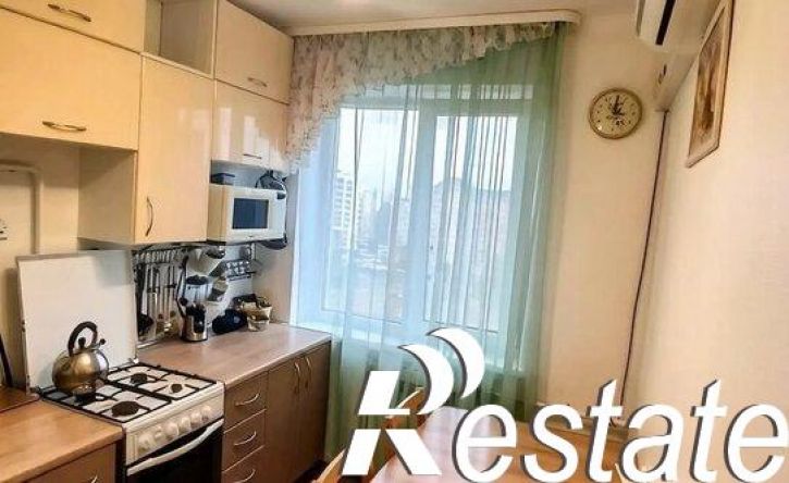 2-комн квартира улица Баязита Бикбая, 19,  д. 19