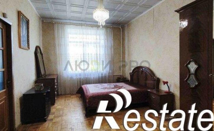 3-комн квартира улица Ульяновых, 27,  д. 27