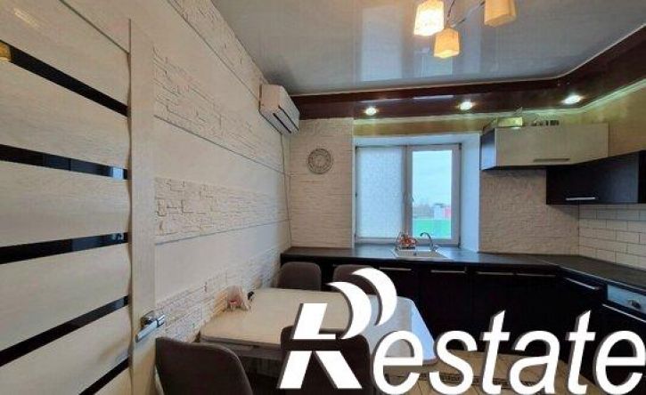 2-комн квартира улица Набережная реки Уфы, 11 к2,  д. 11 к2