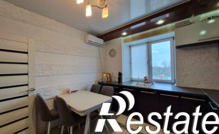 2-комн квартира улица Набережная реки Уфы, 11 к2,  д. 11 к2