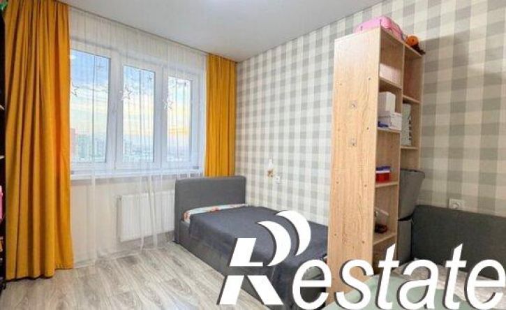 2-комн квартира улица Евгения Столярова, 4А,  д. 4А