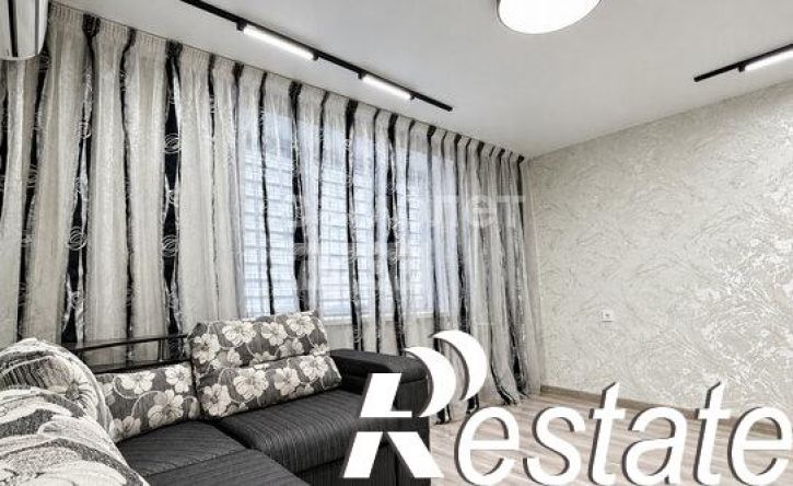 2-комн квартира улица Лётчиков, 9,  д. 9