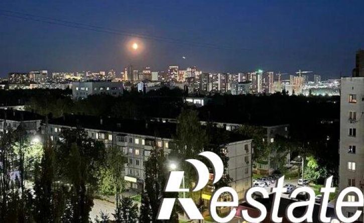 2-комн квартира улица Рихарда Зорге, 31,  д. 31