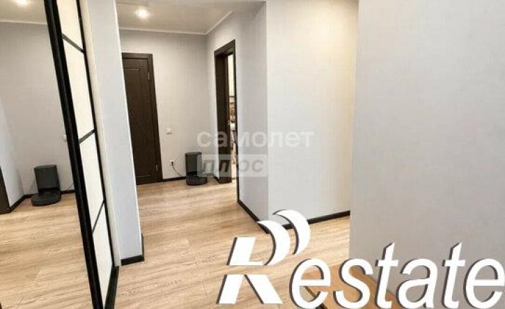 2-комн квартира улица Ахметова, 273,  д. 273