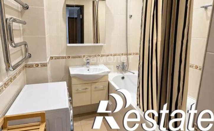 2-комн квартира улица Ахметова, 273,  д. 273