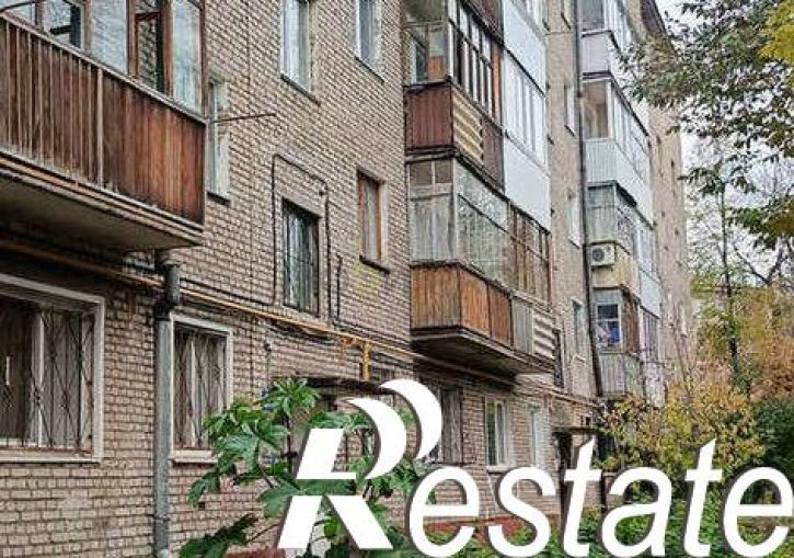 2-комн квартира улица 40 лет Октября, 9/1,  д. 9/1