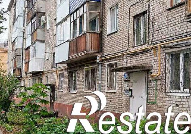 2-комн квартира улица 40 лет Октября, 9/1,  д. 9/1