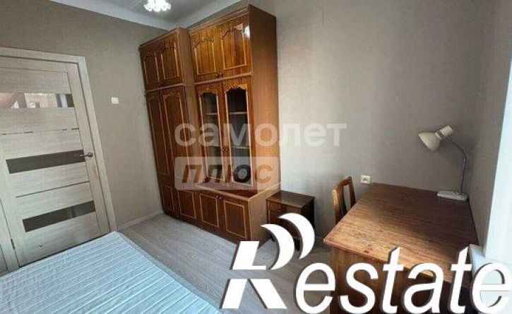 4-комн квартира улица Гафури, 40,  д. 40