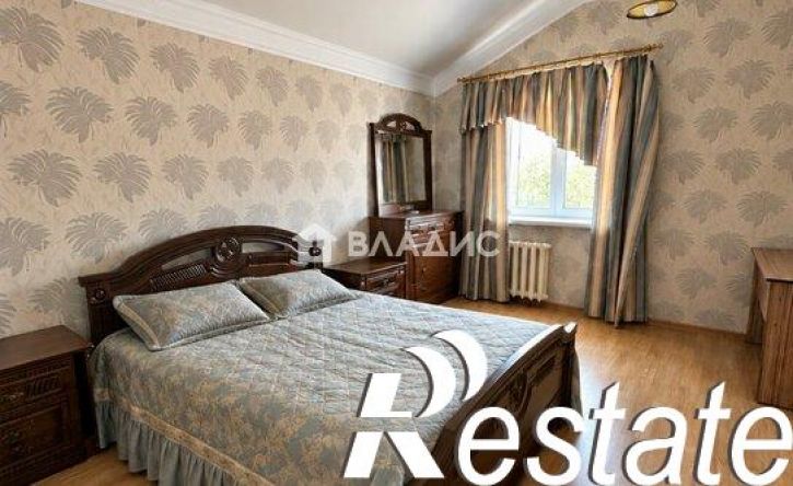 2-комн квартира Революционная улица, 92/4,  д. 92/4