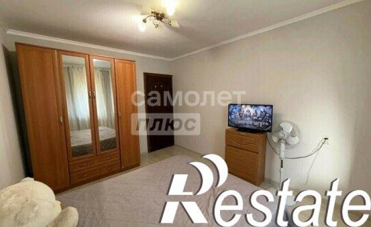 3-комн квартира улица Баязита Бикбая, 12/1,  д. 12/1