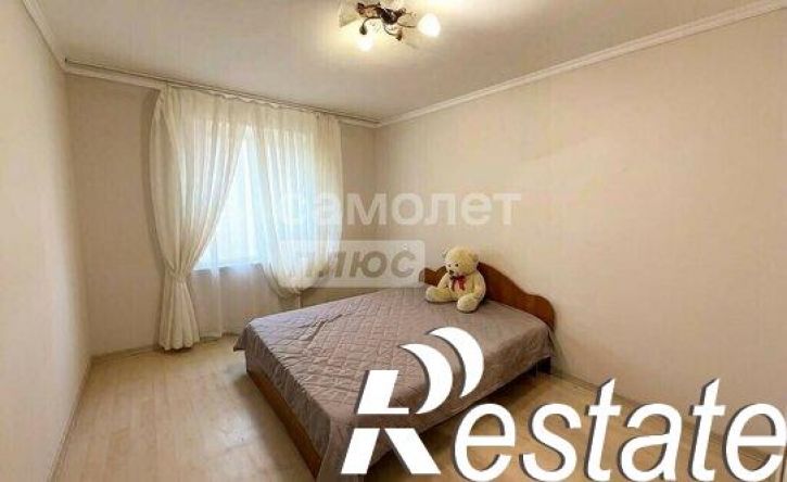 3-комн квартира улица Баязита Бикбая, 12/1,  д. 12/1