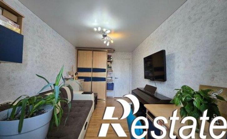3-комн квартира улица Рихарда Зорге, 37,  д. 37