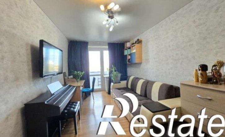 3-комн квартира улица Рихарда Зорге, 37,  д. 37