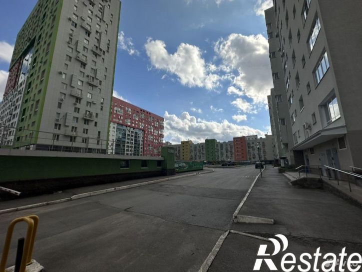 Торговое помещение Комсомольская улица, 15,  д. 15