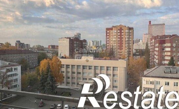 3-комн квартира Революционная улица, 68,  д. 68