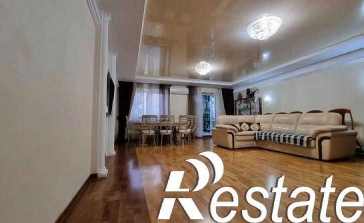 5-комн квартира улица Гафури, 54,  д. 54