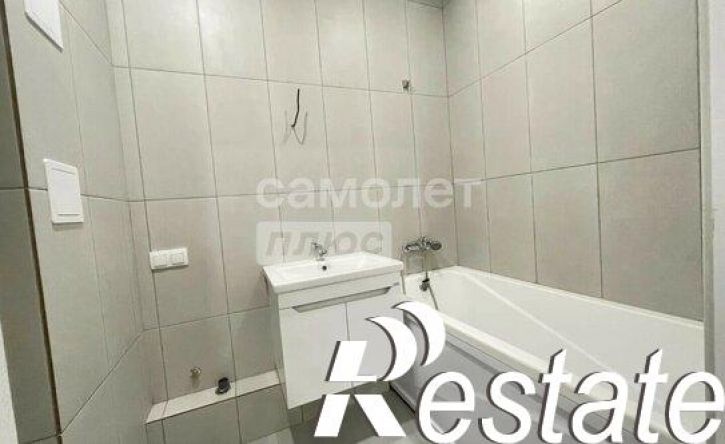 3-комн квартира улица Ивана Спатара, 18,  д. 18