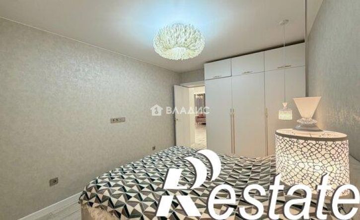 2-комн квартира улица Генерала Ишбулатова, 8/3,  д. 8/3