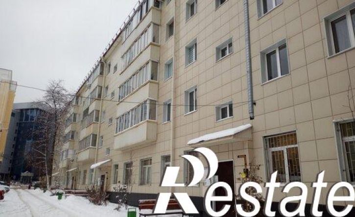 3-комн квартира улица Аксакова, 72,  д. 72
